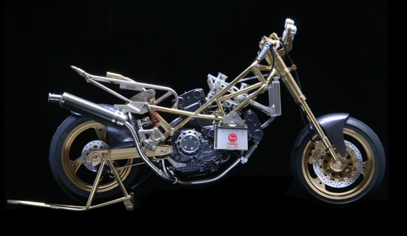 「1/9の小宇宙」歴史的名車スクラッチモデル： DUCATI 851 Superbike Racing/1990/Italy